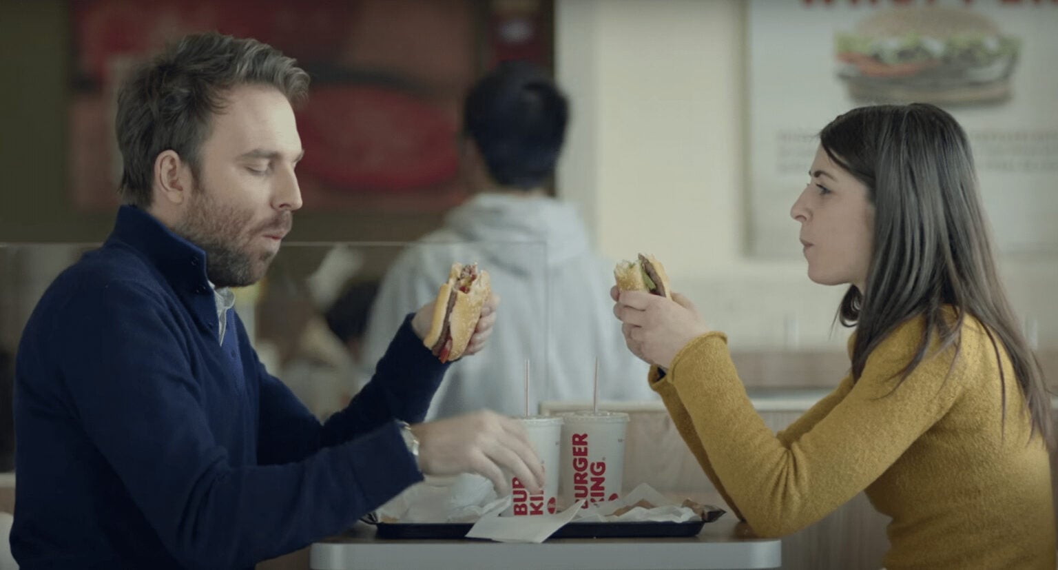การตลาด Burger King แก้ปัญหาแบบเรียลไทม์ ขิงความเป็นคิงกับ Mcdonald's